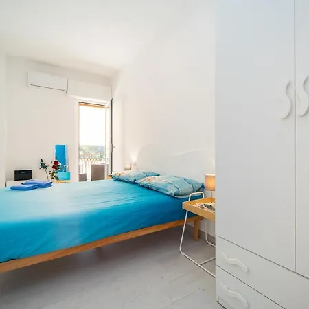 Apartment Casa Nina Sul Mare